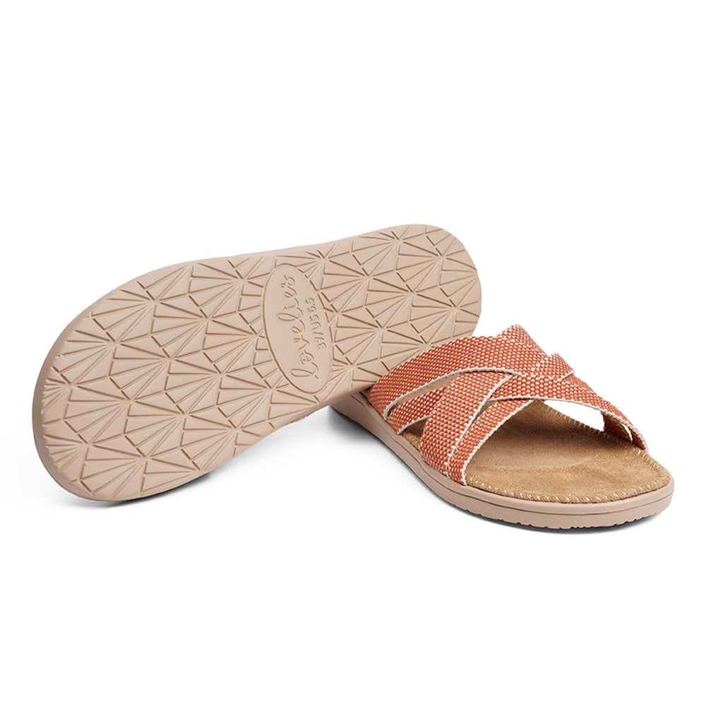 Unawatuna - Soft sole of rubber covered in suede and with 4 crossing cotton woven straps. Once you’ve tried Lovelies’ summer sandals you’ll never want to wear any other footwear. With its delicate and soft fabrics, you feel at ease and elegant at the same time. A perfect fit to your feminine little black dress. Enjoy your Lovelies!