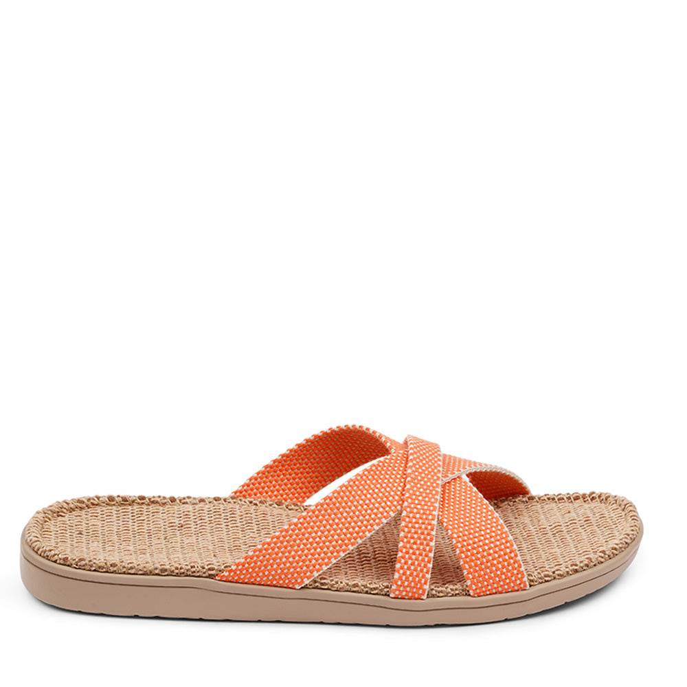 Summer sandals from danish brand Lovelies. The rubber sole is nice and soft which makes the sandal very comfortable. The inner sole is covered with woven jute and the straps are med of fine cotton.