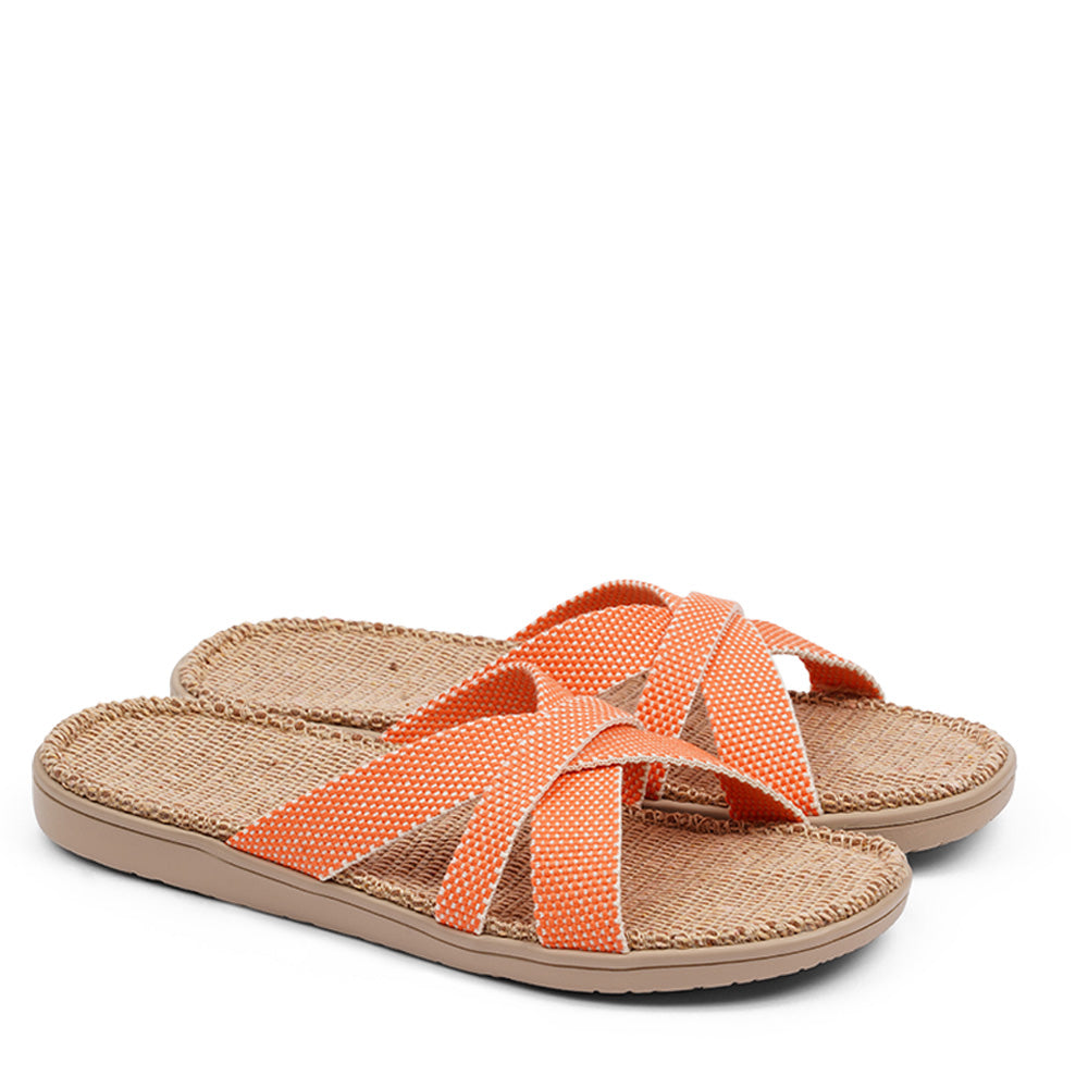 Summer sandals from danish brand Lovelies. The rubber sole is nice and soft which makes the sandal very comfortable. The inner sole is covered with woven jute and the straps are med of fine cotton.