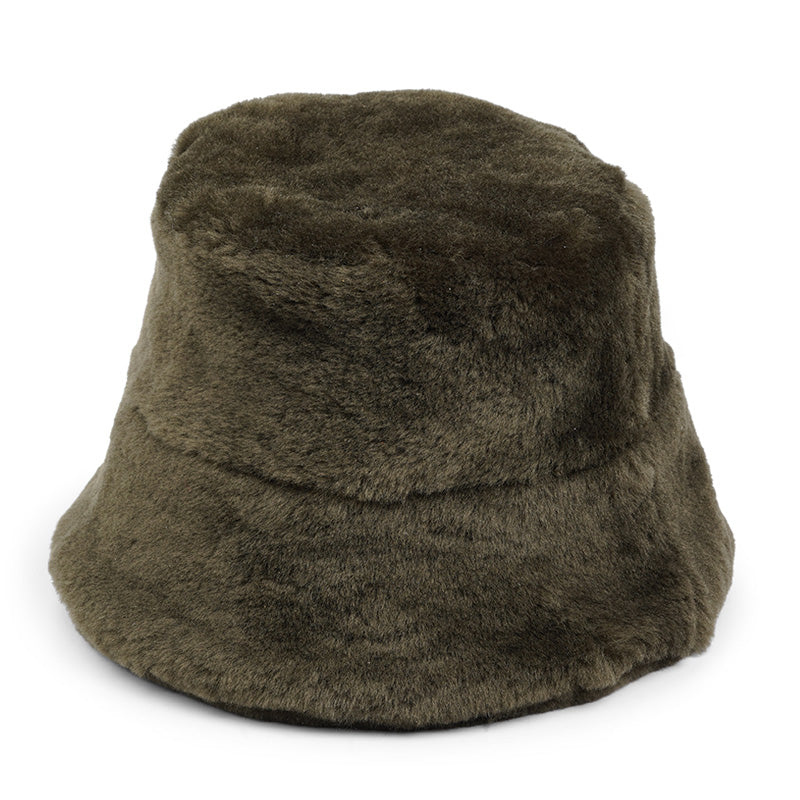 Lovelies Studio - The cool Whitney shearling bucket hat is made of beautiful soft sheep fur both inside and outside. Whitney comes in army and coffee bean.