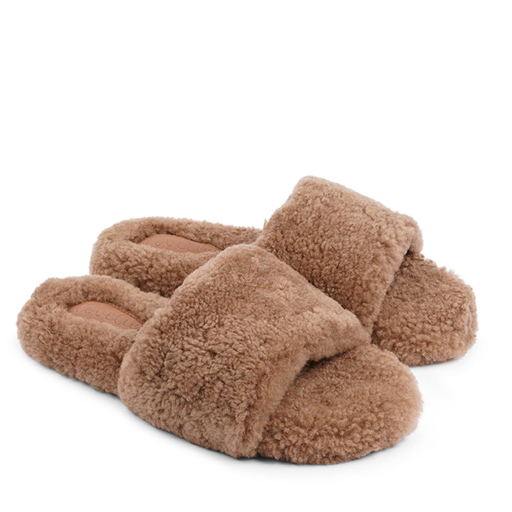 YÜ SHAN Shearling slippers