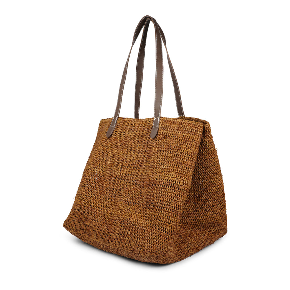 Lovelies Studio - One of the standout features of the Ariosto raffia handbags is their lightweight construction, which makes them comfortable to carry all day long. Additionally, raffia's inherent strength ensures that these handbags are built to withstand daily wear and tear, providing long-lasting durability.