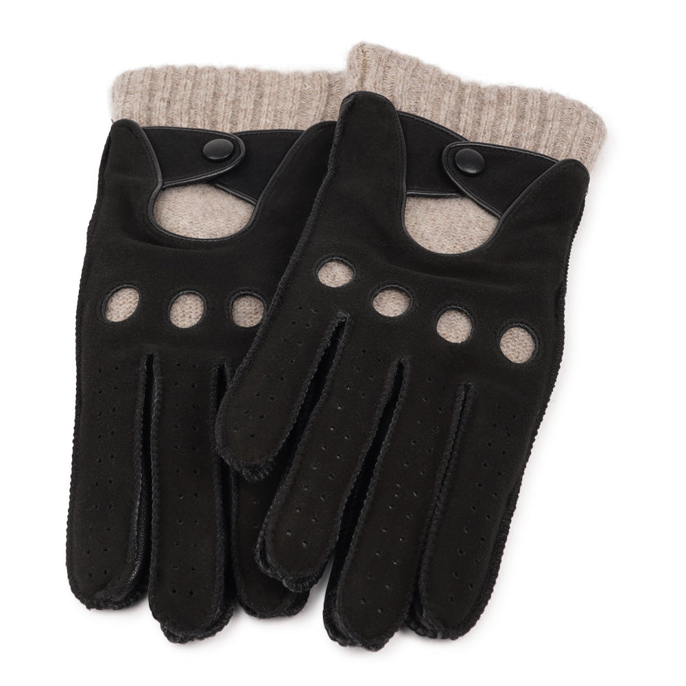 Stay warm, drive in style . .

The Batia gloves combine timeless style with everyday luxury, crafted from soft lambskin and suede. Lined with warm wool, they offer both comfort and function, while the refined design makes them the perfect accessory to elevate your winter look. With their effortless coolness, these driving gloves add a modern edge to any outfit.
