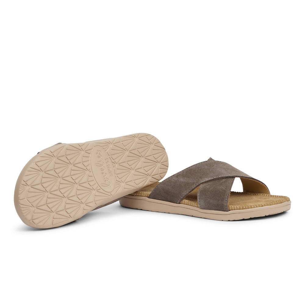Lovelies - The Bellevue sandals are designed with your comfort in mind. The durable rubber sole and soft foam insole provide all-day cushioning and grip, allowing you to walk with confidence wherever your day takes you. Lightweight and versatile, these sandals can be dressed up or down to suit your style.  Whether you're strolling along the beach, exploring a new city, or enjoying a summer soirée, these sandals will elevate your outfit and keep your feet feeling fabulous.