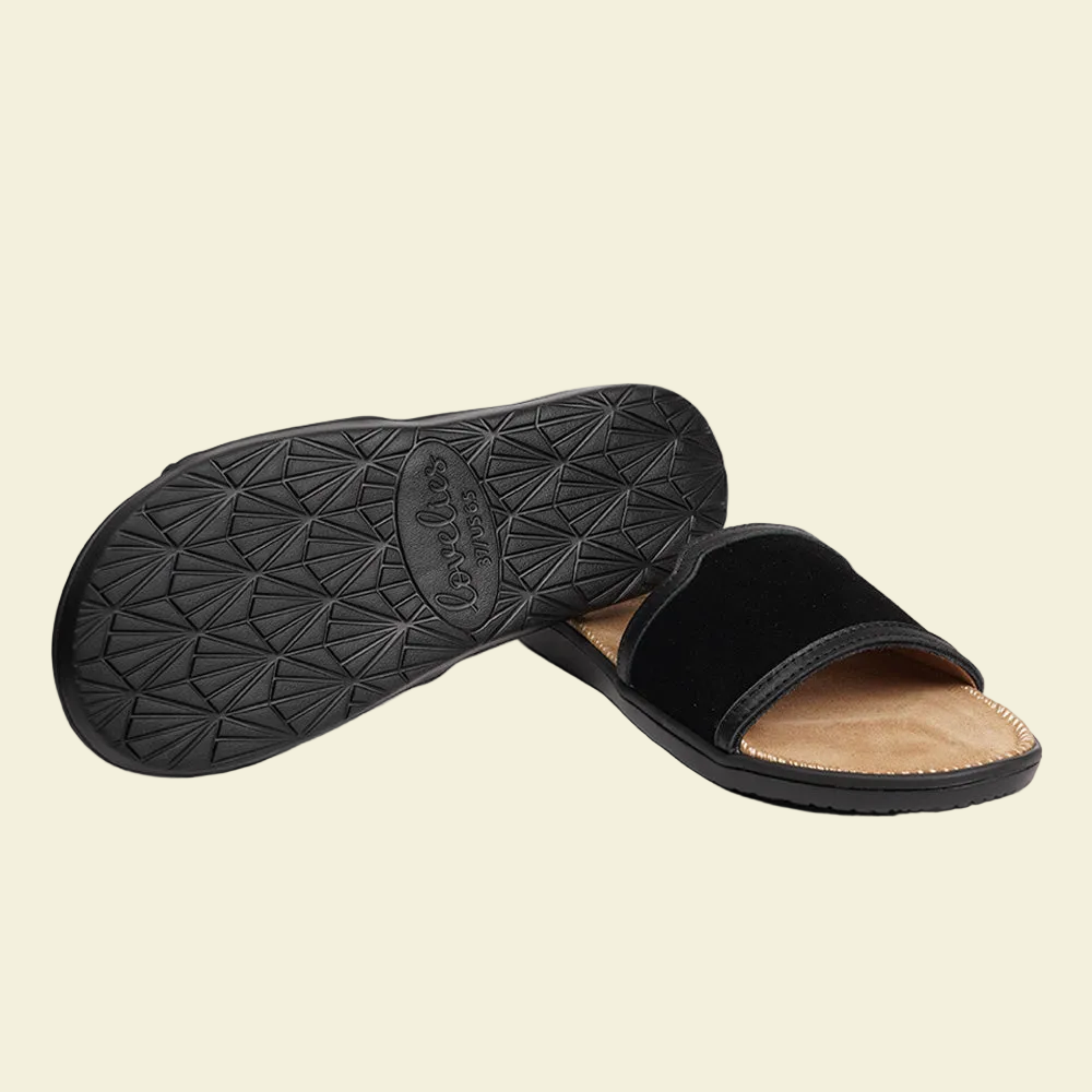 Bodri - Soft suede sandal