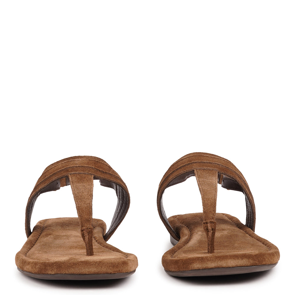 Carini, our luxurious soft suede leather sandals, designed with your comfort and style in mind.

The soft midsole, also covered in supple suede, offers an extra layer of cushioning for unparalleled comfort throughout the day.

With its delicate and soft suede, these sandals effortlessly combine ease and elegance. Whether you're dressing up in a feminine dress or going for a casual summer jeans look, these easy-to-go sandals will complement your outfit flawlessly.
