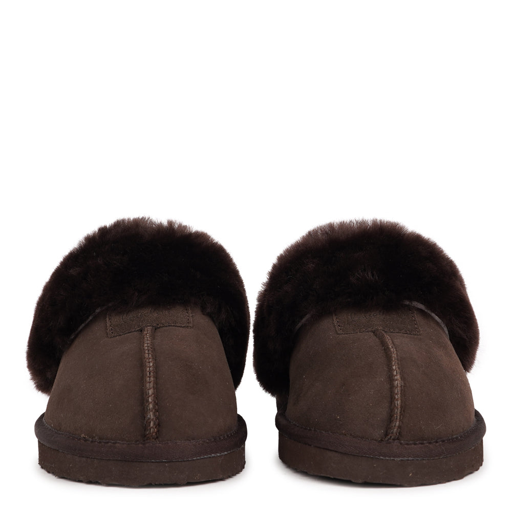 Lovelies Studio Denmark - Made with 100% Sheepskin: This incredible material balances form with function, offering a chic look with lightweight insulation in the winter and temperature regulation when spring arrives.

Outsole: Lightweight, durable rubber sole
Footbed:Shearling
Lining / Upper : Double faced shearling
Upper/ Opening: Shearling
LWG Environmental GOLD RATED Certification