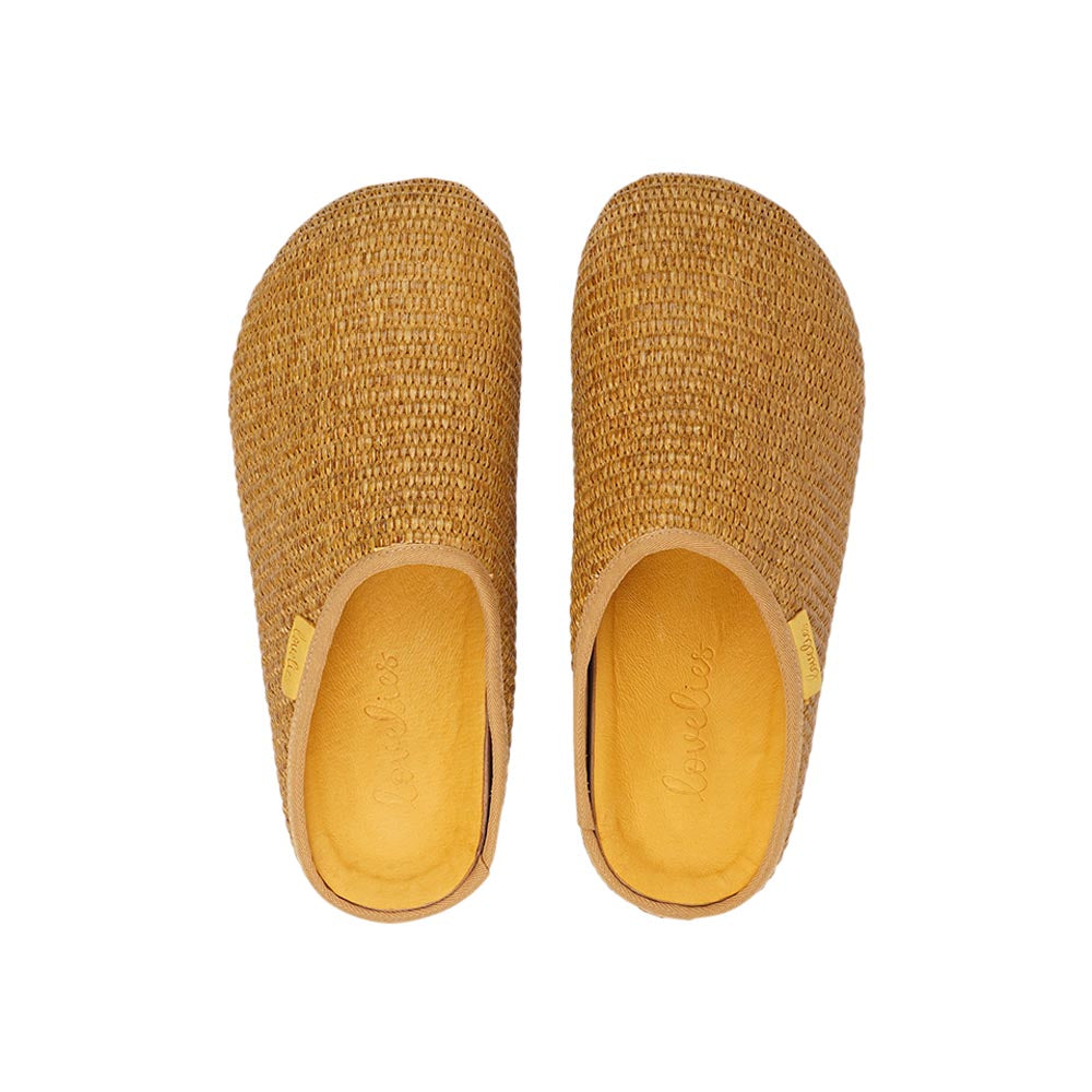 Lovelies Studio - Cubells - Step into luxury as you slide your feet into Cubells, where every step is met with softness and support. Covered inside with soft skin, these mules provide a plush, comfortable feel against your skin, making them ideal for all-day wear during those warm summer days.