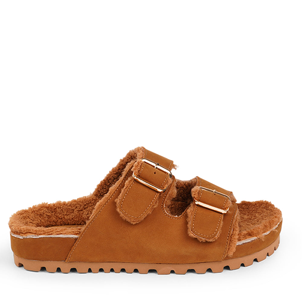 Lovelies Studio - Lovelies shearling sandals will bring softness and warmth to your feet. The combination of soft shearling and the durable rubber sole guarantees the utmost comfort to the wearer.