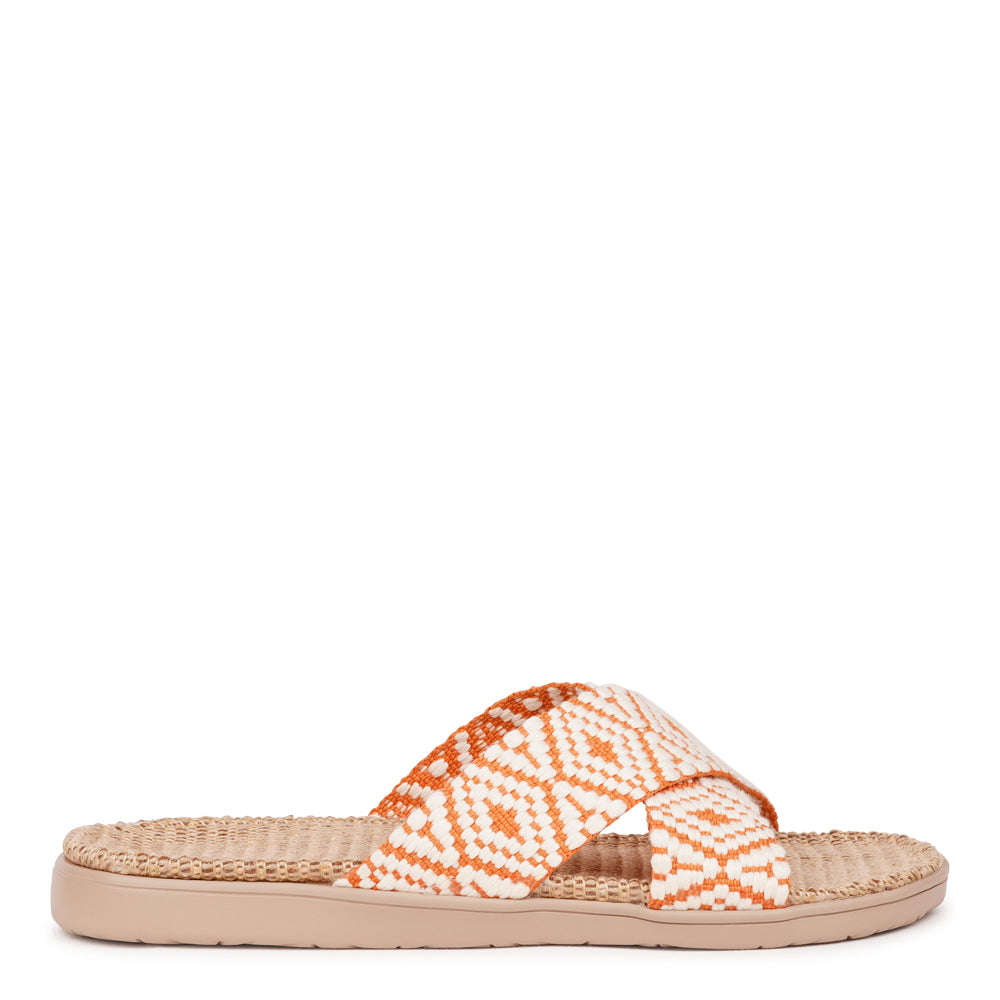 Lovelies Studio - The Gili sandal, a tribute to the serene Indonesian island that inspired its name.&nbsp;A sandal imbued with the essence of natural elegance, perfect for the summer season.

Slip into the Gili sandal and treat your feet to double-layered rubber soles that cushion every step with comfort. Its mid-sole featuring natural jute adds a dash of earthy elegance.