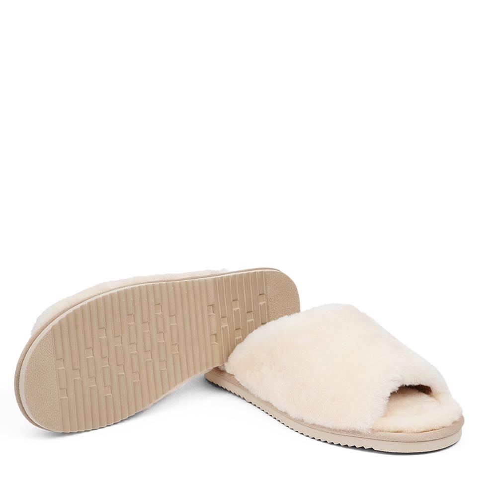 Lovelies shearling slippers are the essence of comfortability. When you’re in the need of surrounding your feet in soft and warm slippers, Lovelies shearling slippers are the answer. With soft and durable soles warm shearling and a gorgeous design, you’ll never want to wear any other home-shoe to make you feel at ease.