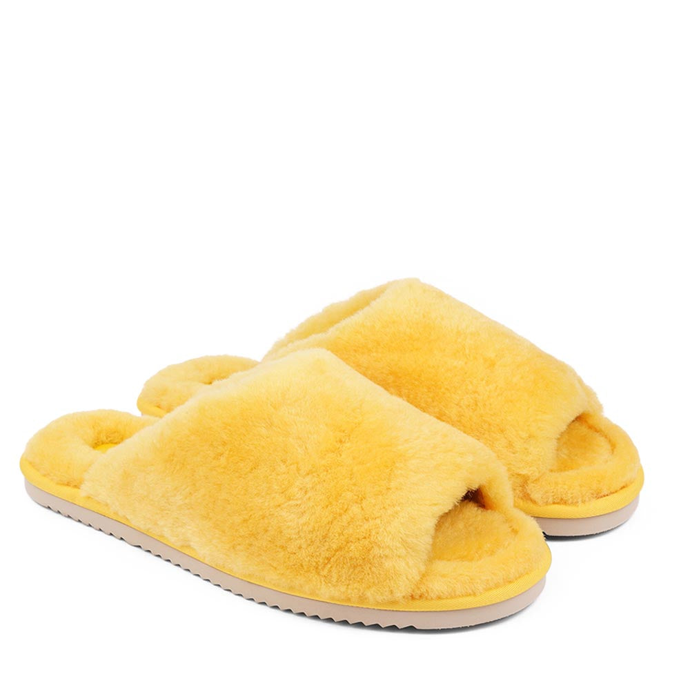 Lovelies shearling slippers are the essence of comfortability. When you’re in the need of surrounding your feet in soft and warm slippers, Lovelies shearling slippers are the answer. 