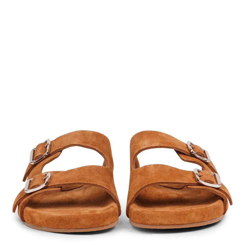 Lovelies Studio Denmark -  These soft suede leather sandals come with adjustable straps and a full suede covered midsole for the best fit and comfort. th its delicate and soft fabrics, you feel at ease and elegant at the same time. The easy to-go sandals will fit to your feminine dress or your summer jeans.