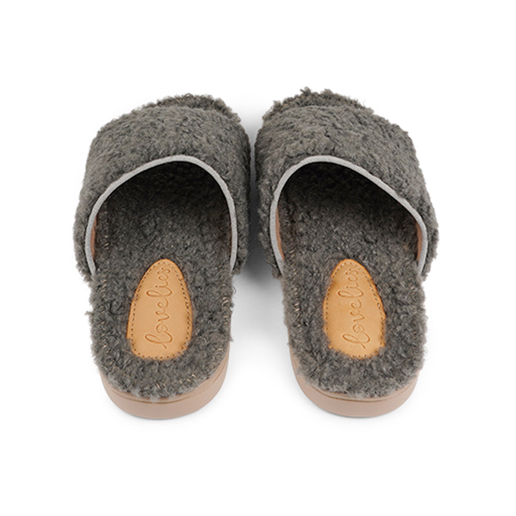 Soft and cosy lounge slippers

Santi Slippers: where comfort meets durability. Our slippers feature a high-quality rubber sole, providing a plush, soft sensation with every step.

The upper, crafted from a blend of 80% wool and 20% polyester fabric, ensures a cozy and warm feel, perfect for lounging at home or stepping out in style. Experience unparalleled comfort and luxury with Santi Slippers.