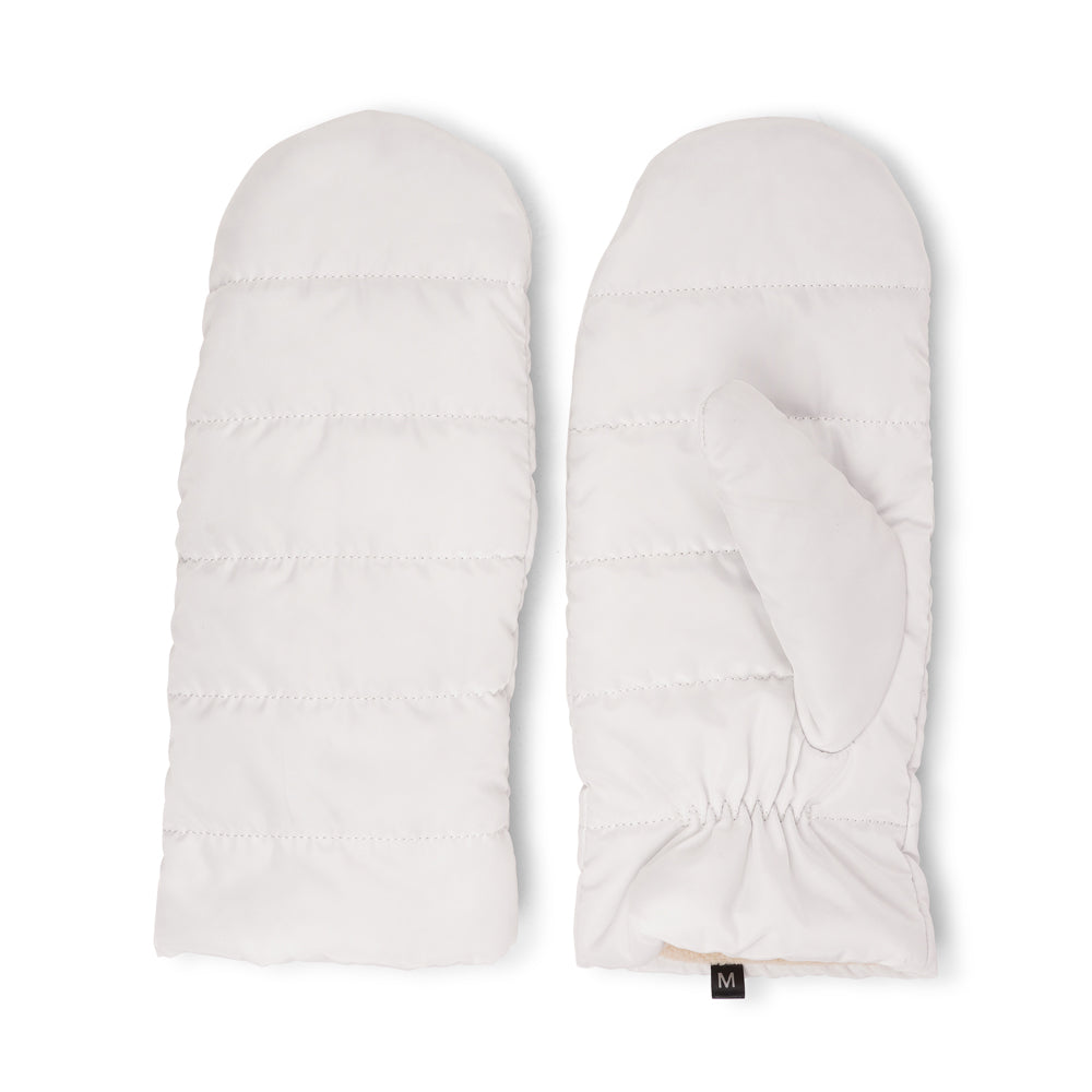 Lovelies Studio MAN3800 The Mantua mittens are designed to keep your hands warm and comfortable through the day. Crafted in durable nylon and lined with soft fleece, they offer both protection and coziness. With their simple, timeless design, Mantua mittens are the perfect everyday companion for winter city strolls.