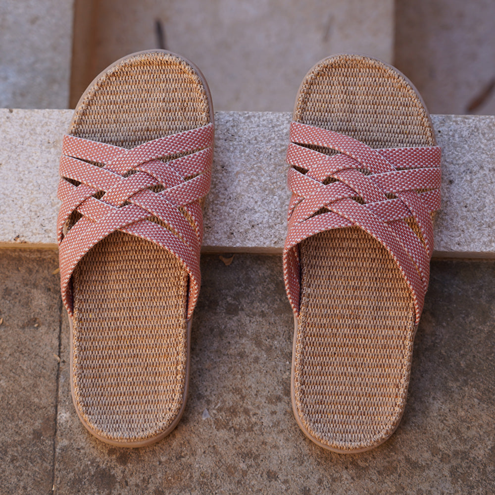 Lovelies Studio - Discover the captivating Matara sandal, named after the enchanting beach of Sri Lanka. This sumptuous sandal is composed of luxuriantly soft and resilient gum rubber, with a natural jute innersole. The closely woven cotton straps infuse a delicate and fanciful aesthetic, providing an effortless sophistication for any ensemble.