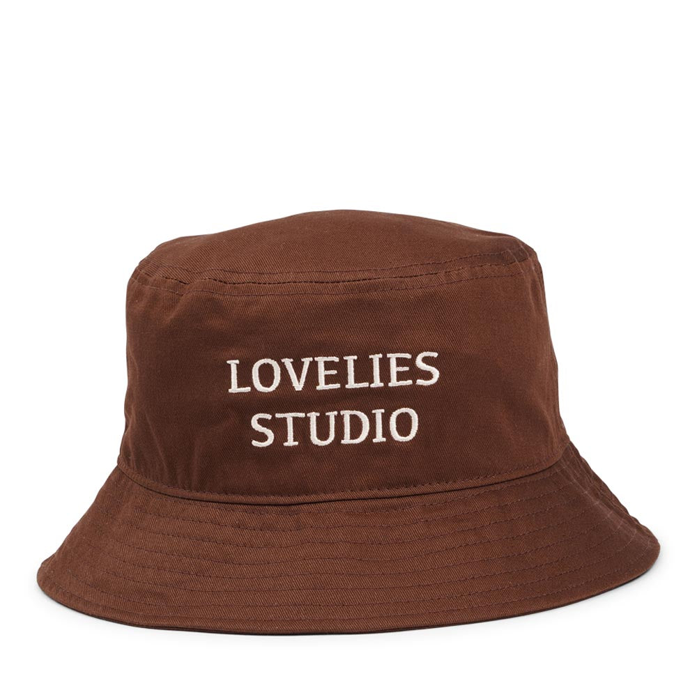 MUCCIA — Cotton Bucket Hat w/ Embroidery

Meet your new favorite hat. The Muccia Bucket Hat combines the soft, textured feel of cotton with the signature Lovelies embroidered logo for a look that's laid-back yet effortlessly stylish.

Perfect for sunny days, casual outings, or whenever you want to add a little character to your outfit.