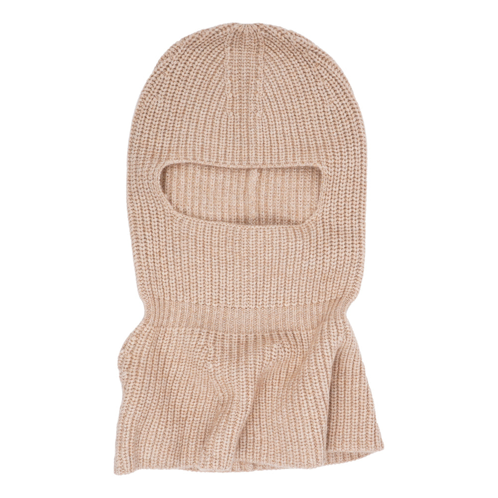 A masterful blend of 70% fine wool and 30% cashmere, this exceptional accessory seamlessly marries warmth with luxury. Immerse yourself in the sumptuously soft texture and exquisite craftsmanship that define this balaclava.  Elevate your style while embracing unparalleled comfort – a must-have addition to your winter wardrobe. Embrace the season with sophistication; embrace the Balaclava experience.