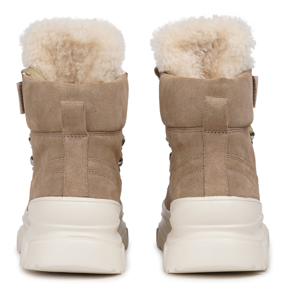 Lovelies - Meet your new go-to boots for cold-weather adventures. The Pecol trekking boots combine durability, comfort, and effortless style — built for those who want performance without compromising on looks.
Featuring a rugged yet flexible rubber sole for superior grip, every step feels steady and secure, whether you’re exploring the outdoors or strolling through the city.
Lined with soft, insulating shearling, these boots wrap your feet in warmth and comfort. 