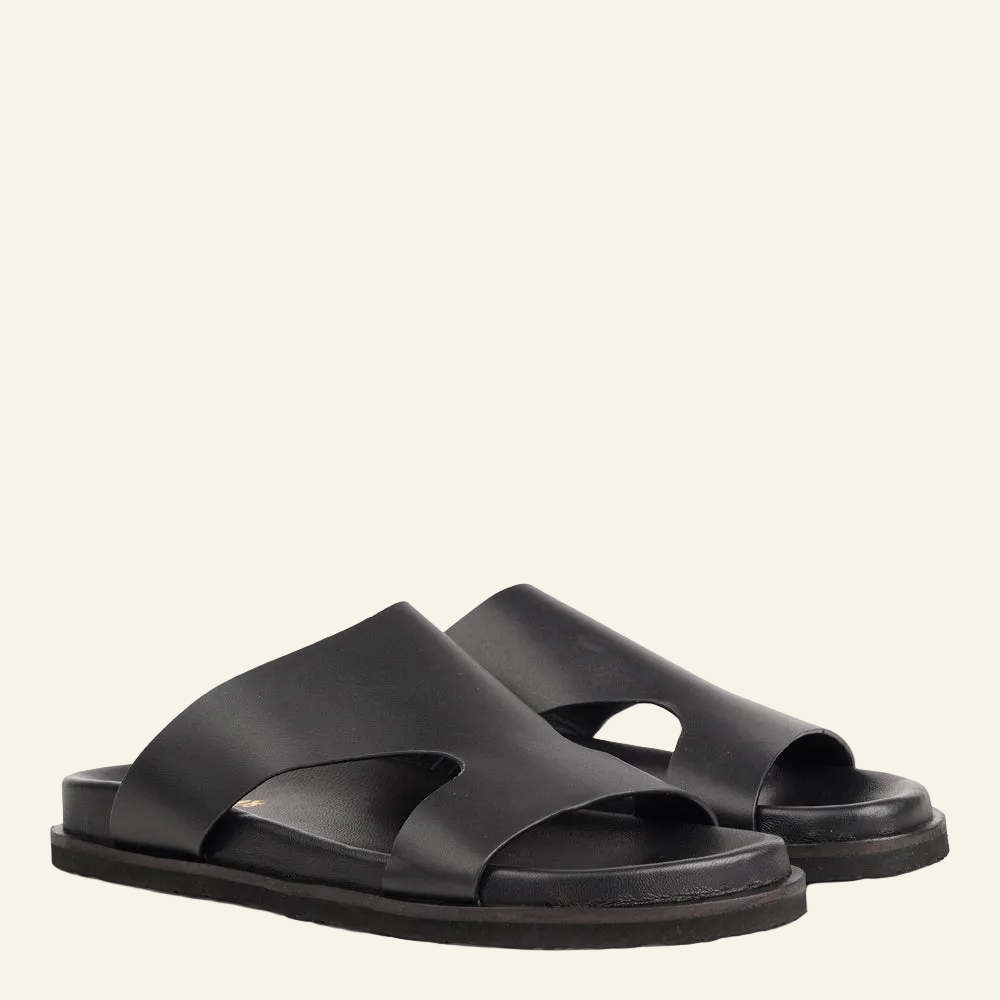 Lovelies Studio - Sassano - a beautifully handcrafted leather sandal that combines feminine elegance with everyday comfort. Designed with a wide upper for enhanced support and a soft leather insole for a natural, comfortable feel.

Crafted from vegetable-tanned leather, the durable straps are made to age beautifully over time. Finished with a sturdy rubber outsole for reliable grip, Sassano offers both stability and ease - perfect for relaxed daytime wear and more refined evening occasions.