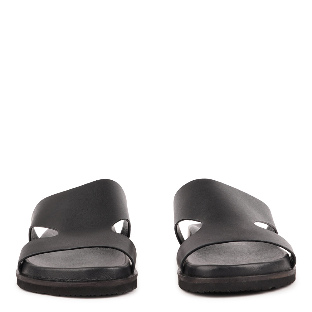 Lovelies Studio - Sassano - a beautifully handcrafted leather sandal that combines feminine elegance with everyday comfort. Designed with a wide upper for enhanced support and a soft leather insole for a natural, comfortable feel.

Crafted from vegetable-tanned leather, the durable straps are made to age beautifully over time. Finished with a sturdy rubber outsole for reliable grip, Sassano offers both stability and ease - perfect for relaxed daytime wear and more refined evening occasions.