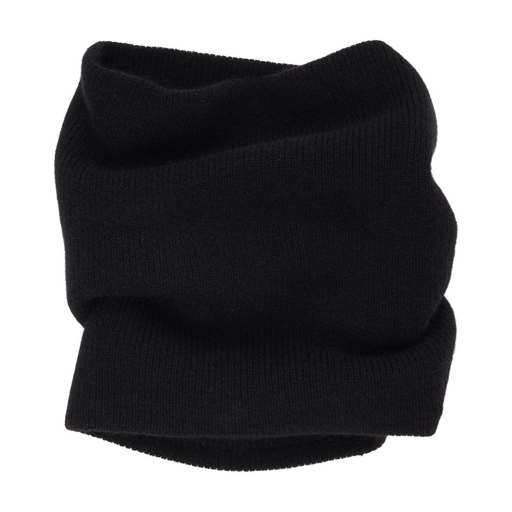 Lovelies - Crafted from a blend of 70% fine wool and 30% cashmere, this neck warmer is the perfect marriage of warmth and luxury. Its sumptuously soft texture and exquisite craftsmanship make it a must-have accessory for any fashion-forward individual.  The Tamaro knitted neck warmer not only keeps you cozy but also adds a touch of elegance to your outfit. Its fine wool and cashmere blend create a beautifully soft and comfortable neck warmer that's as stylish as it is warm.