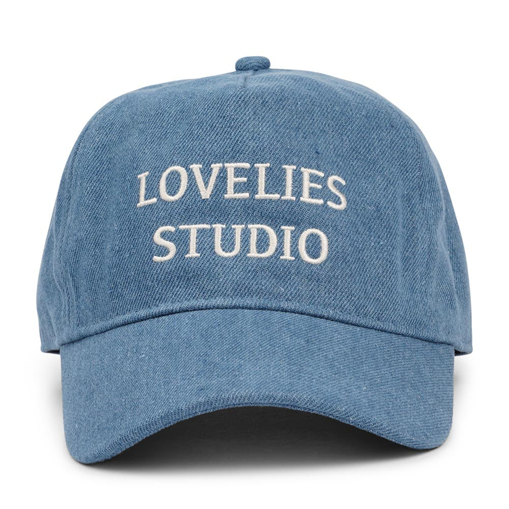 TOLLO - Denim Cap with Lovelies Embroidery

Top off your look with the Tollo Cap — a classic cotton cap featuring the iconic Lovelies embroidered logo. Effortlessly cool and made for everyday wear, it's the finishing touch your outfit has been waiting for.

With its adjustable back strap for best fit.&nbsp;