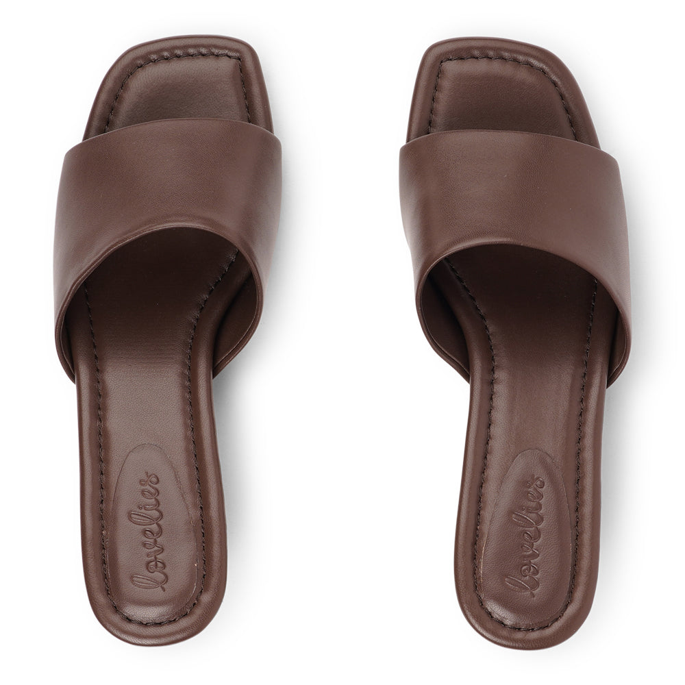 Step into ultimate comfort and feminine elegance with our nappa leather sandals featuring a beautiful wide strap. Indulge in the delicate and soft fabrics that will make you feel both at ease and effortlessly stylish.

These sandals are designed to be versatile, perfectly complementing your feminine dresses or adding a chic touch to your summer skirt. Embrace the comfort and sophistication of these easy-to-go sandals that are destined to become your go-to footwear choice.
