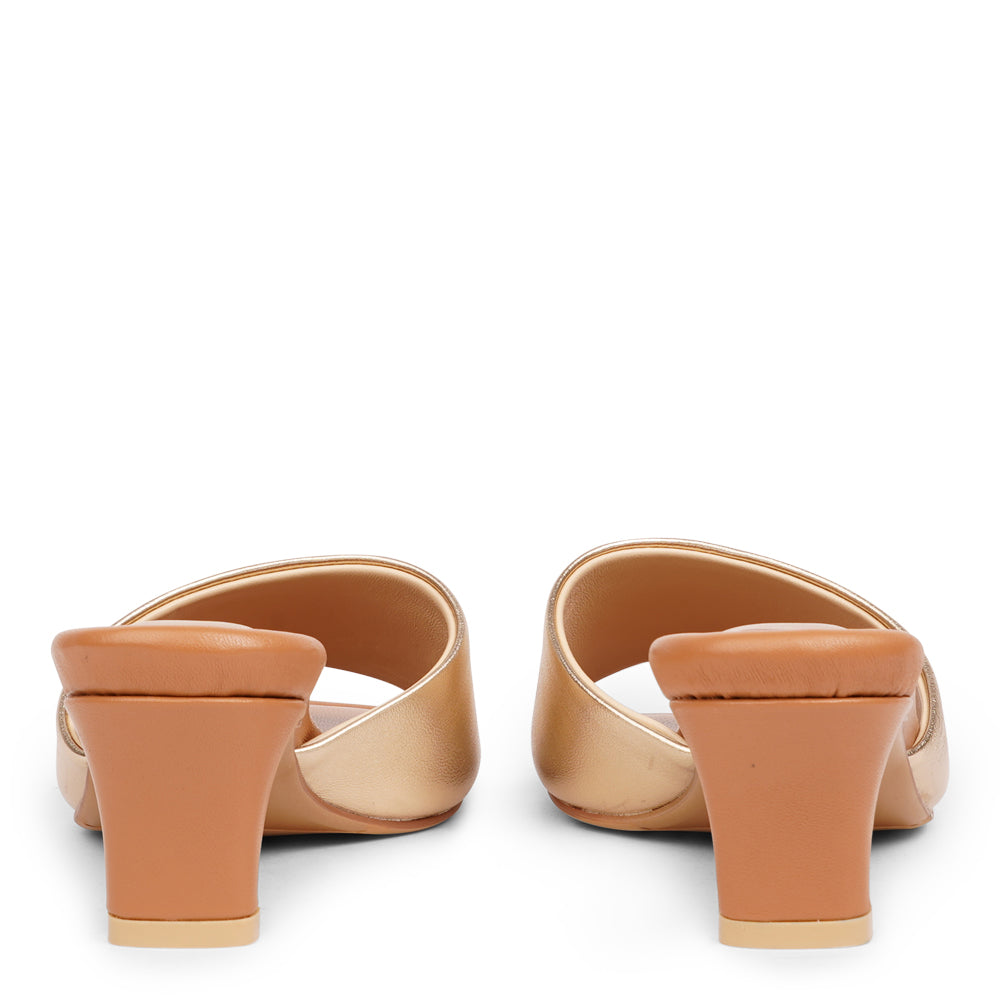Lovelies Studio - Denmark - Step into ultimate comfort and feminine elegance with our nappa leather sandals featuring a beautiful wide strap. Indulge in the delicate and soft fabrics that will make you feel both at ease and effortlessly stylish.