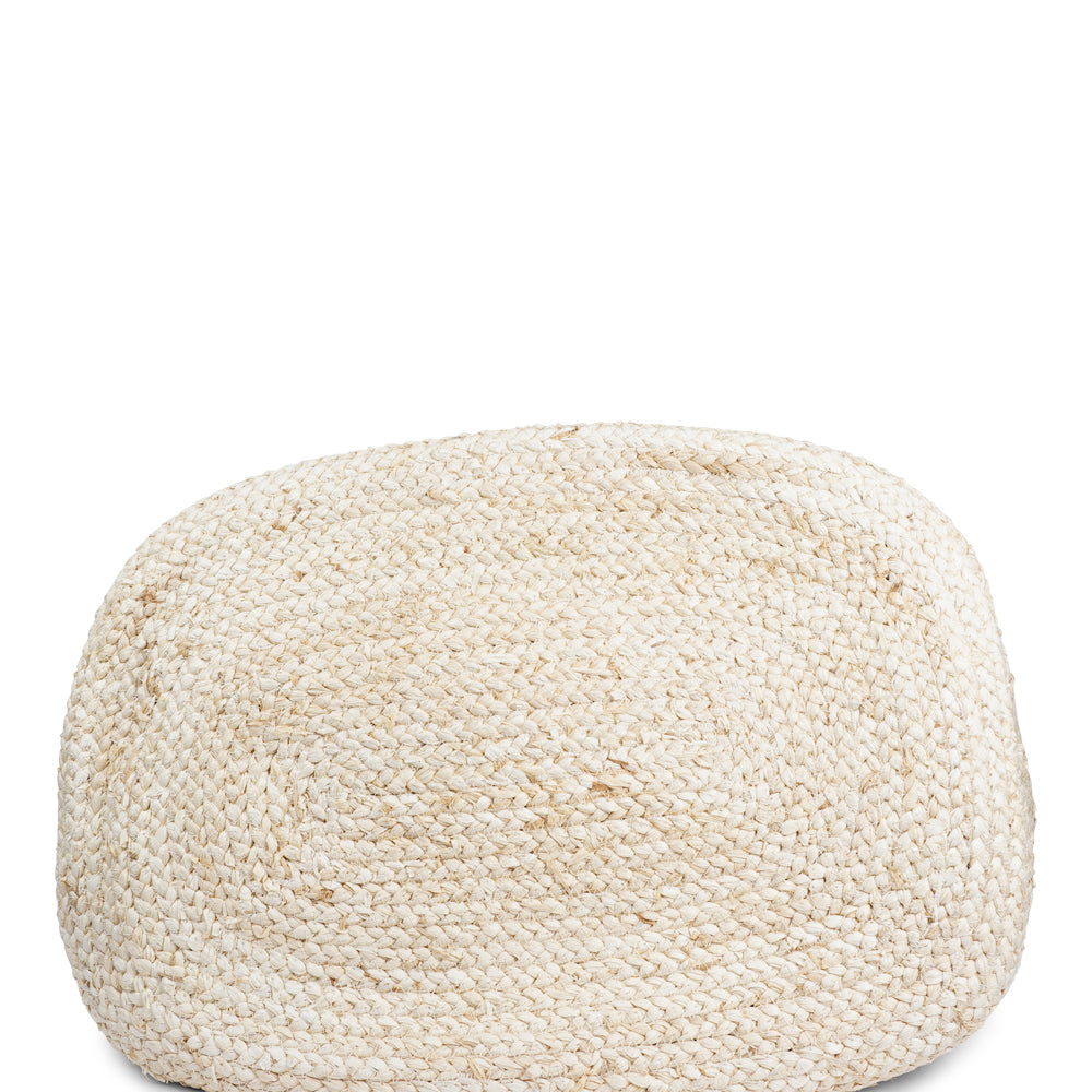 Say hello to your new summer essential. The large Ulimi Maize Bag is handcrafted from 100% natural maize fibers and designed for sunny days at the beach or leisurely strolls through the market.

With its soft cotton lining and a handy inner pocket for your phone or small must-haves, it’s as practical as it is stylish.

Lightweight, breezy, and full of natural charm – this bag brings together effortless style and everyday ease in one beautifully woven piece.