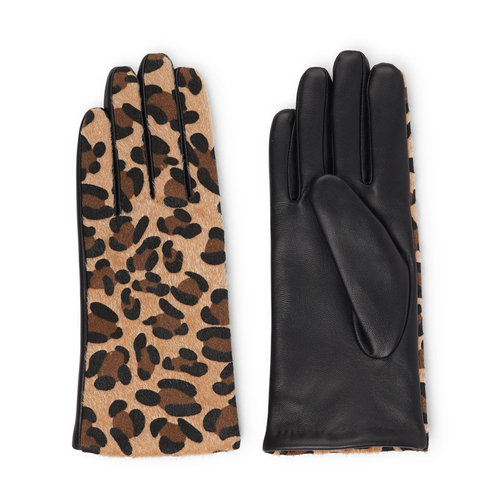 Lovelies Studio - Make a statement this winter with the Vigavano gloves. Crafted from soft, plush short fur featuring a chic leopard print, and lined with sumptuous cashmere, these gloves combine luxury, warmth, and style. Their elegant design keeps your hands cozy while adding a bold, fashionable touch to any winter outfit.