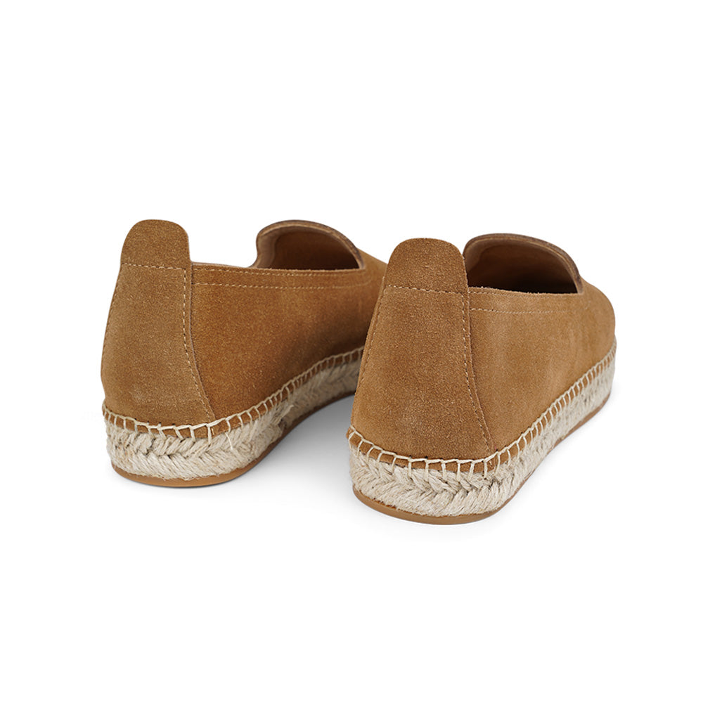 Our all time favorit espadrilles. These beautiful espadrilles are handmade of soft suede for the best comfort. The high rubber sole is covered with jute which means that the sole will not swallow if it gets wet. Furthermore we have added a soft EVA inner sole which is covered with leather and can be removed. This is one of the best espadrilles in the market.