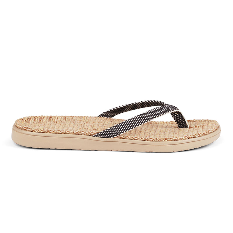 Lovelies Bonete Jute flip flops. The rubber sole is light, soft and very comfortable. The best summer flip flops and in many colors.