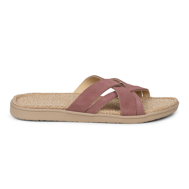 Sandals with straps of soft suede. The comfortable inner sole in covered with natural jute material.