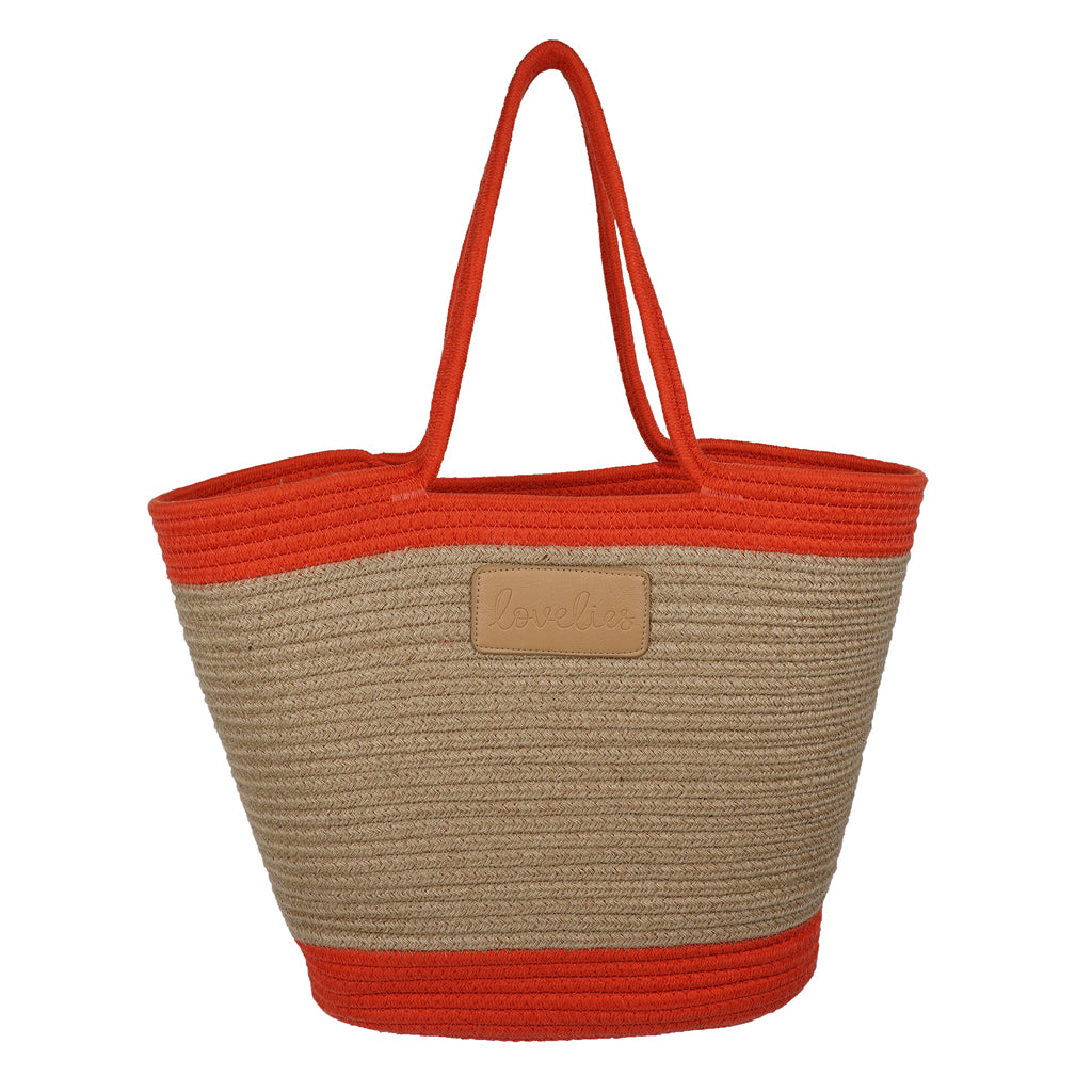 For those cheerful springdays and warm sunny summerdays all you need is a gorgeous beach bag.  Lovelies has made an elegant one in cotton and recycled polyester and it comes in 8 beautiful colours.    Whether you’re off to a picnic, shopping or a lazy day at the beach, a Lovelies beach bag will be your all-time favourite companion.