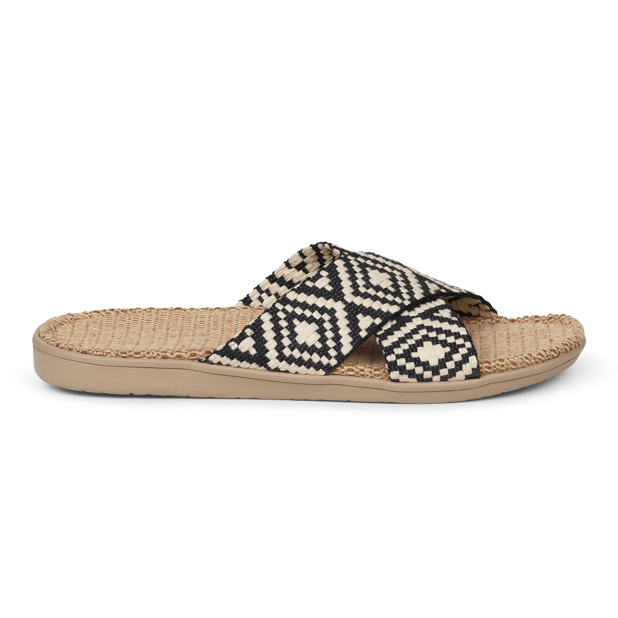 Sandal with woven straps. The soft inner sole is covered with jute.