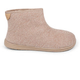 SAKALA - HIGH LOUNGE LOAFER Folder: Footwear / Lounge / Women SKU: HL9524 Soft and cosy lounge slippers  Lovelies lounge slippers are the essence of comfortability. When you’re in the need of surrounding your feet in soft and warm slippers, Lovelies lounge slippers are the answer. With soft and durable soles, fine wool and a gorgeous design, you’ll never want to wear any other home-shoe to make you feel at ease.