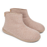 SAKALA - HIGH LOUNGE LOAFER Folder: Footwear / Lounge / Women SKU: HL9524 Soft and cosy lounge slippers  Lovelies lounge slippers are the essence of comfortability. When you’re in the need of surrounding your feet in soft and warm slippers, Lovelies lounge slippers are the answer. With soft and durable soles, fine wool and a gorgeous design, you’ll never want to wear any other home-shoe to make you feel at ease.