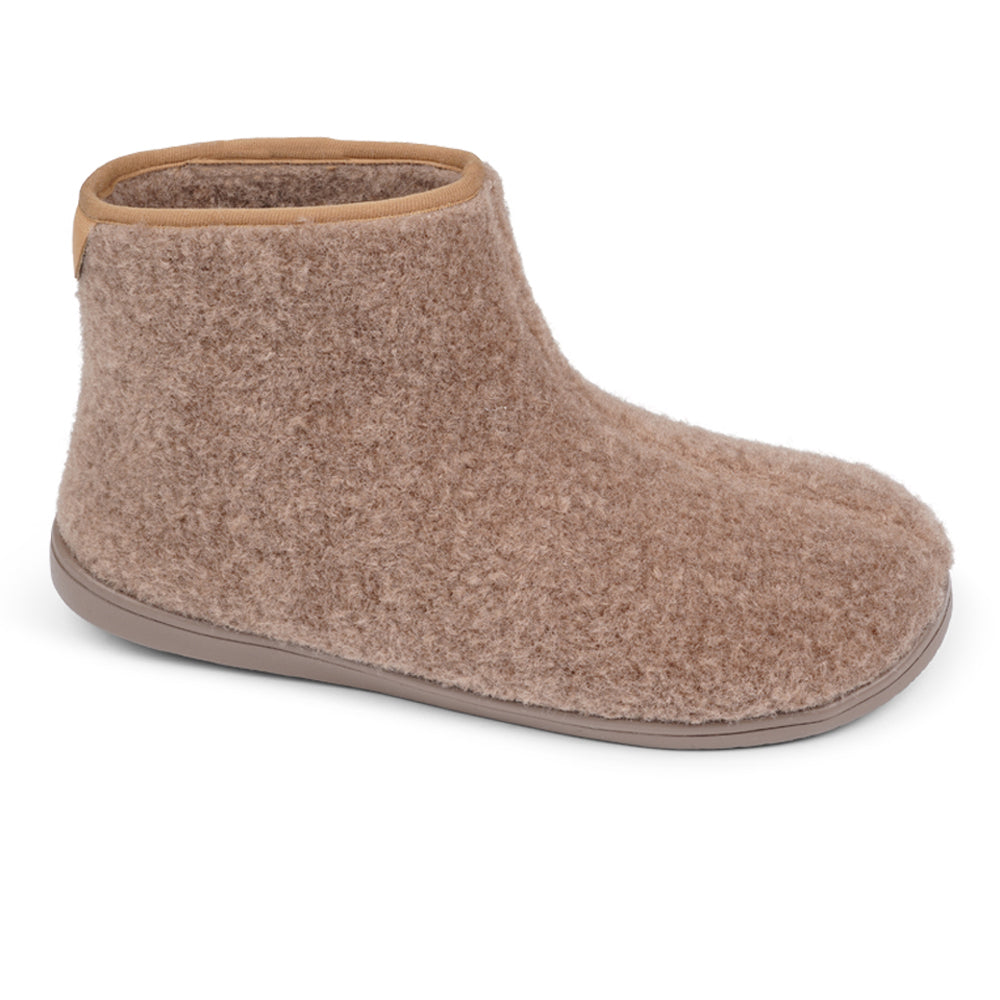 Soft and cosy lounge slippers  Lovelies lounge slippers are the essence of comfortability. When you’re in the need of surrounding your feet in soft and warm slippers, Lovelies lounge slippers are the answer. With soft and durable soles, fine wool and a gorgeous design, you’ll never want to wear any other home-shoe to make you feel at ease.