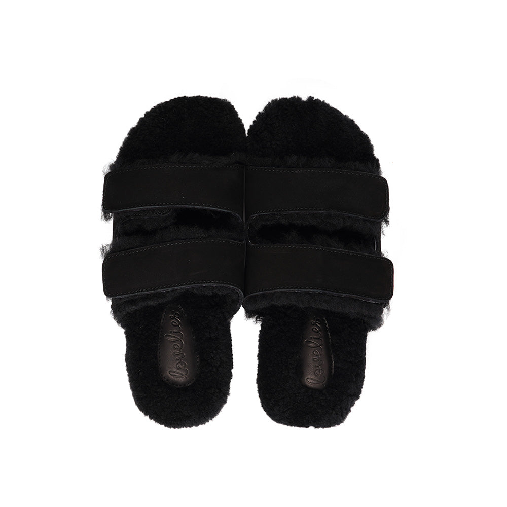 Lovelies Studio - Adjustable Nubuck sandals with shearling lining  Lovelies shearling sandals will bring softness and warmth to your feet this autumn. The combination of soft shearling and rubber sole guarantees the utmost comfort to the wearer. Lovelies Studio is a Danish brand.