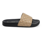 Once you’ve tried Lovelies’ summer slides you’ll never want to wear any other footwear. With its delicate and soft fabrics, you feel at ease and elegant at the same time. The easy to-go slides are a perfect fit to your everyday look or your feminine evening dresses.