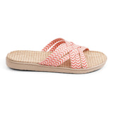 Laguna Beach Sandal from the Danish brand Lovelies. The sandal is very comfortable with it's soft rubber sole which is covered with natural jute. The 6 cotton woven straps secure a very nice and flexible fit. Laguna Beach  comes in many colours and from size 36 - 42. Enjoy your Lovelies ! 