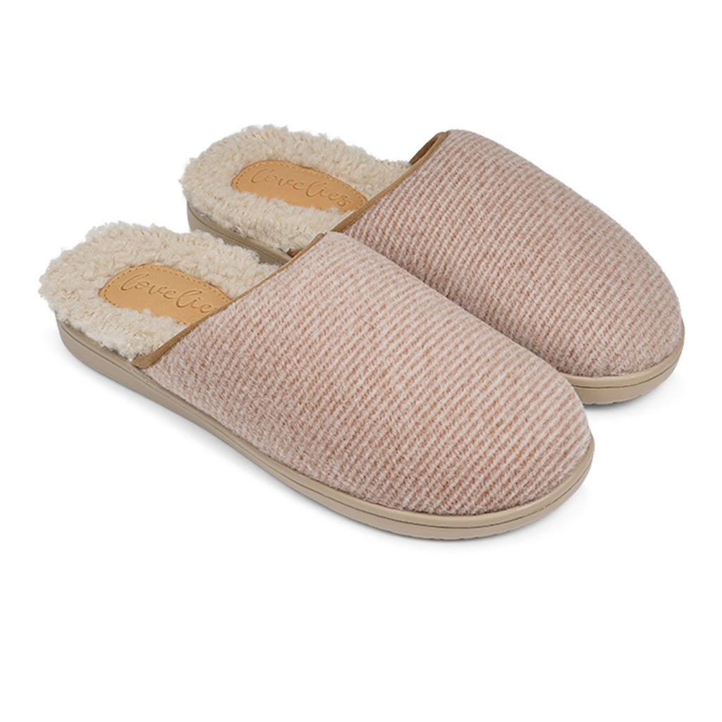 LL7524 Lovelies Soori lounge slippers stripe almond fur Soft and cosy lounge slippers  Lovelies lounge slippers are the essence of comfortability. When you’re in the need of surrounding your feet in soft and warm slippers, Lovelies lounge slippers are the answer. With soft and durable soles, fine wool and a gorgeous design, you’ll never want to wear any other home-shoe to make you feel at ease.