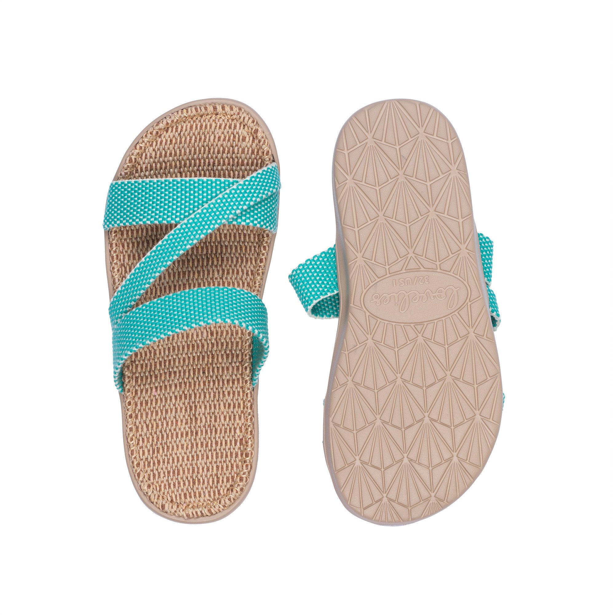 Sandals with straps of soft cotton. The comfortable inner sole in covered with jute