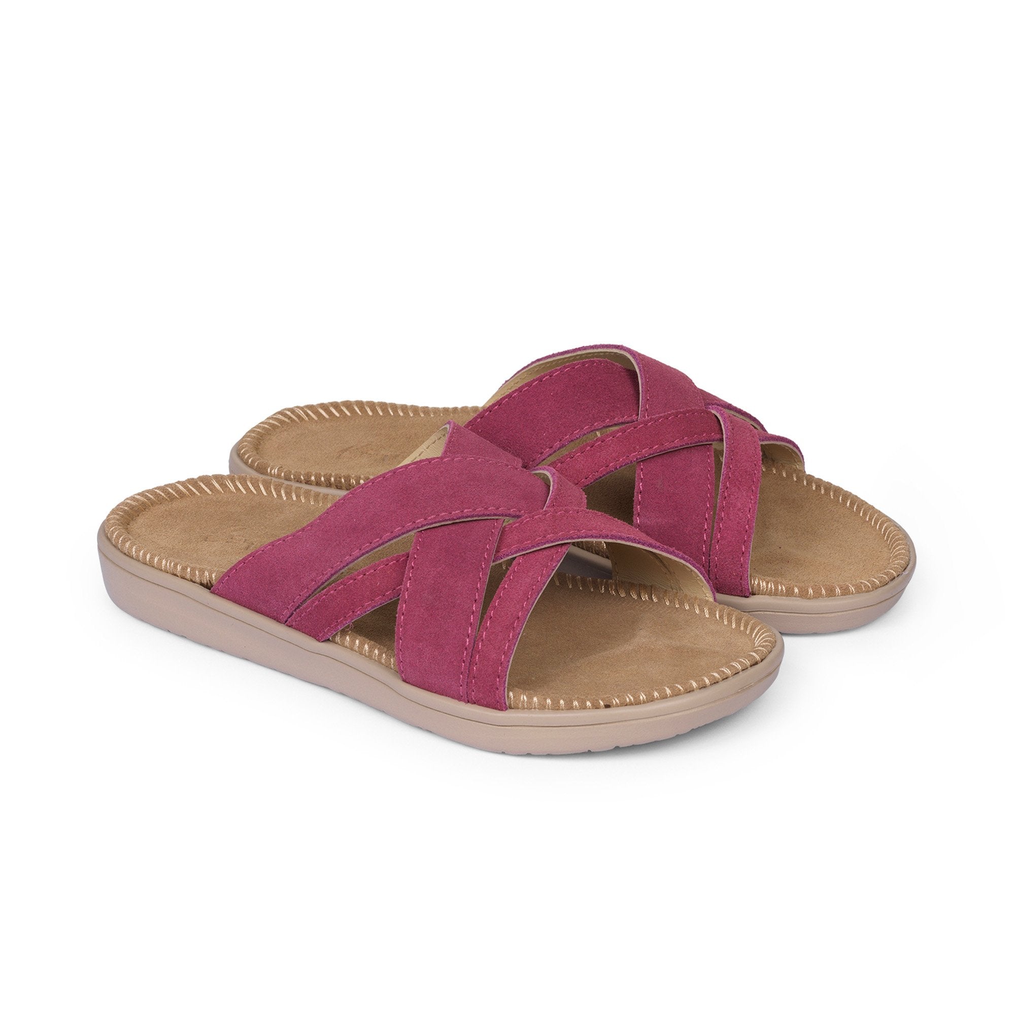 Sandals with straps of soft suede. The comfortable inner sole in covered with suede