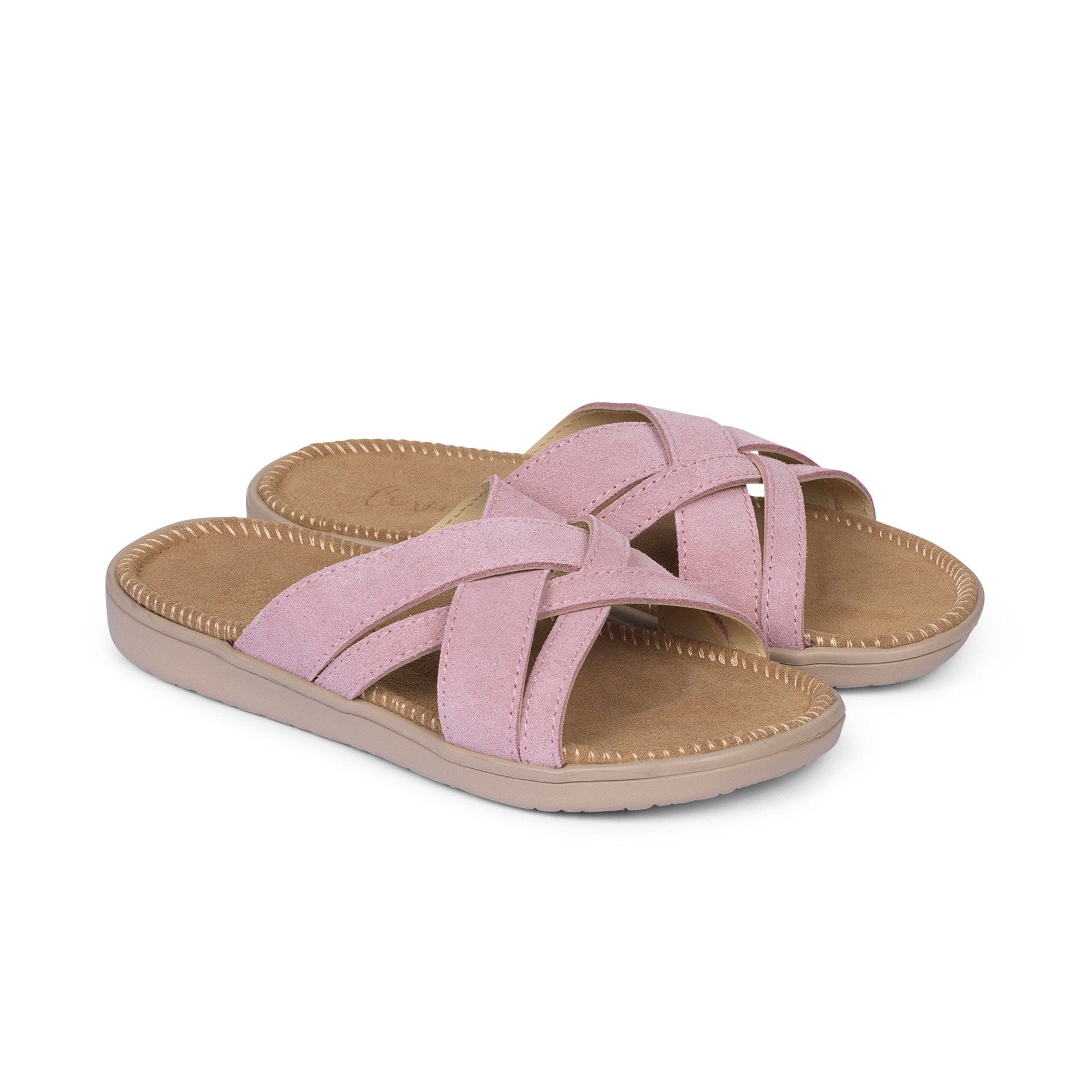 Sandals with straps of soft suede. The comfortable inner sole in covered with suede