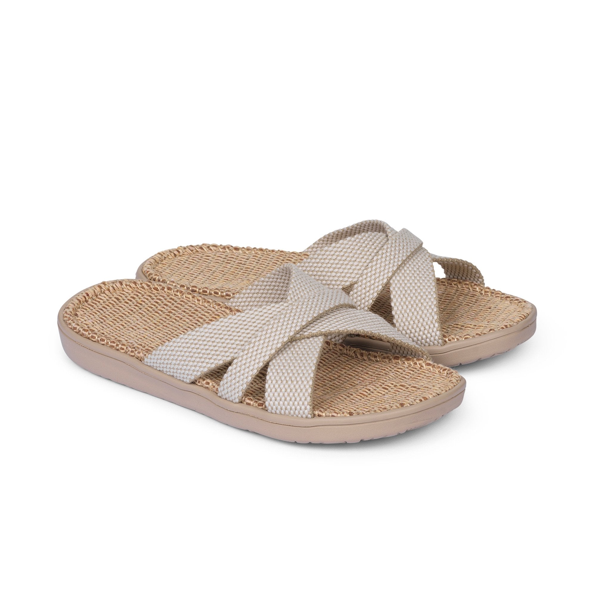 Sandals with straps of soft cotton. The comfortable inner sole in covered with jute