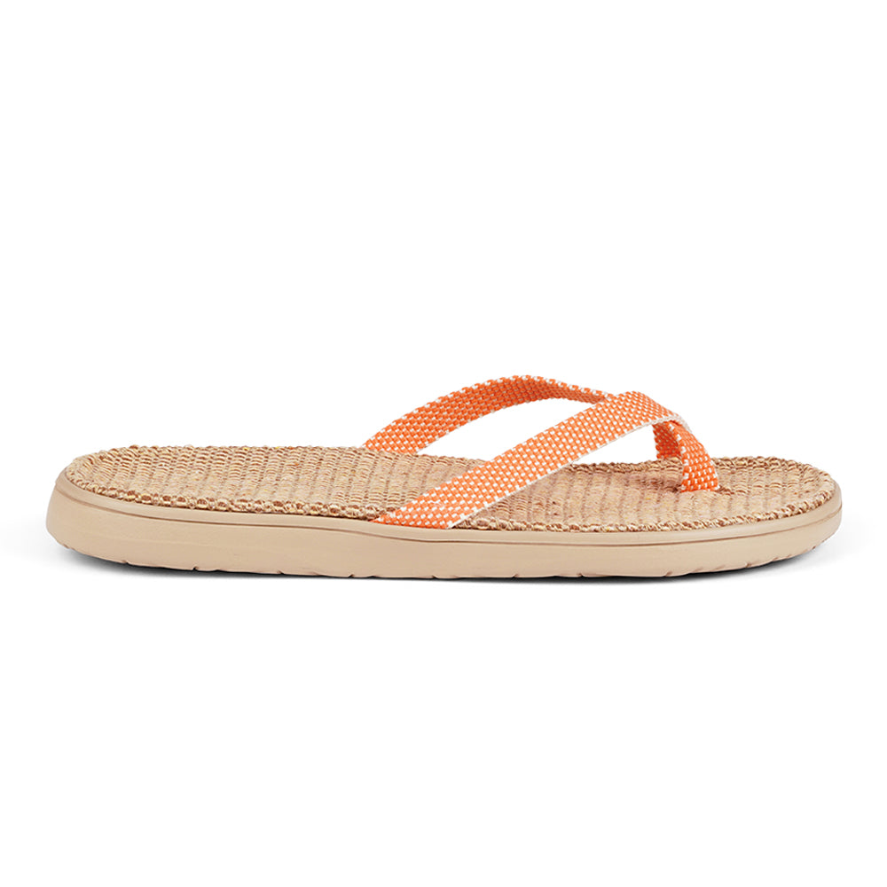 Lovelies Majali Jute flip flops. The rubber sole is light, soft and very comfortable. The best summer flip flops and in many colors.
