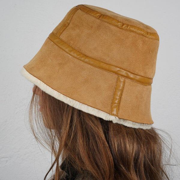 Lovelies Studio, the Danish brand. Nanga, the shearling bucket hat is made of fine Australian double faced shearling. 