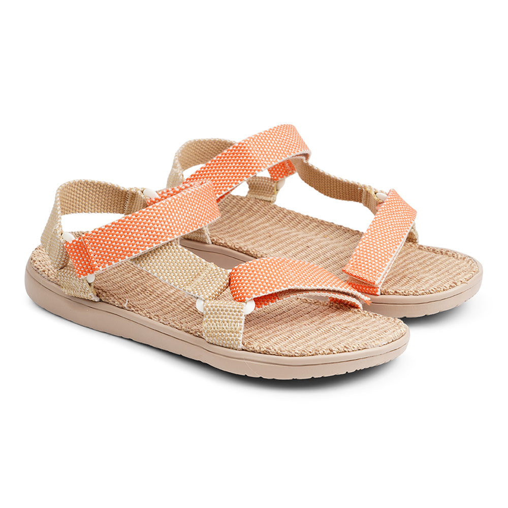 Paya the new Trekking sandal from Lovelies. Paya is made with adjustable velcro straps which secure a perfect fit. The sole is made of rubber which is covered in natural jute. The sandals are light and soft and absolutely loveable . . . Enjoy your lovelies !